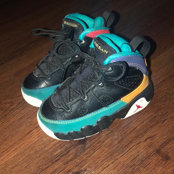 Retro 9s Martin Jordan’s Untimed Addition - Picture 2 of 4